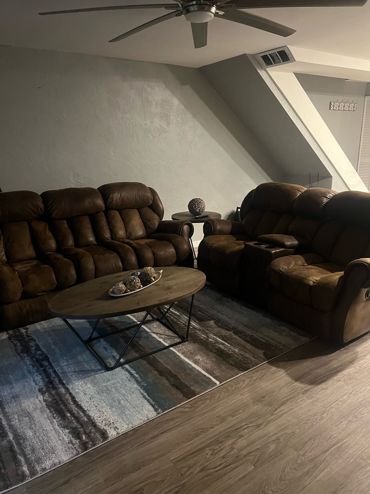 Building Photo - 144 S Halifax Ave