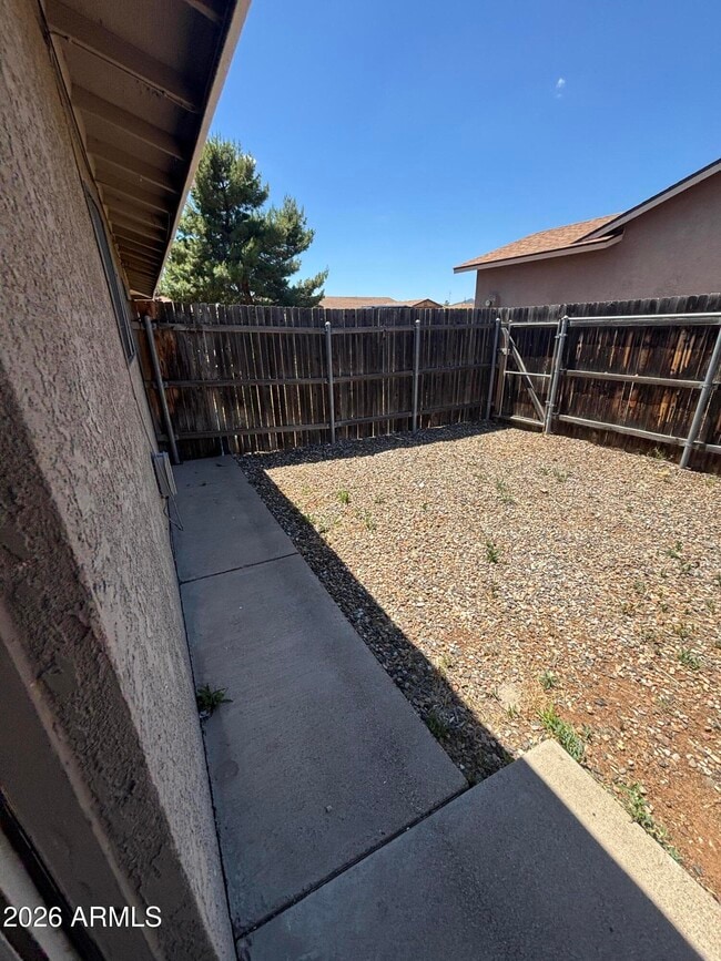 Building Photo - 2586 Quirt Cir