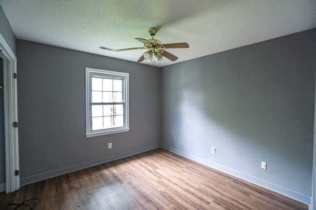 Building Photo - 2623 Brafferton Ct