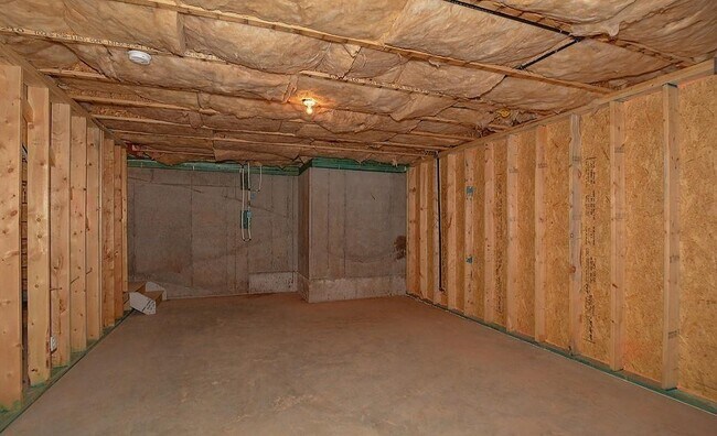 Building Photo - 313 Woodson Way