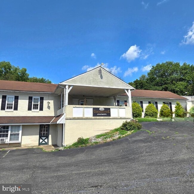 Building Photo - 1223 N Keim St