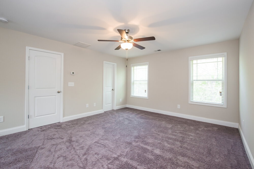 Building Photo - 593 Joneus Dr