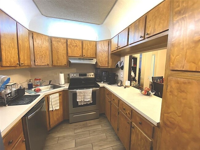 Building Photo - 8213 Sun Spring Cir