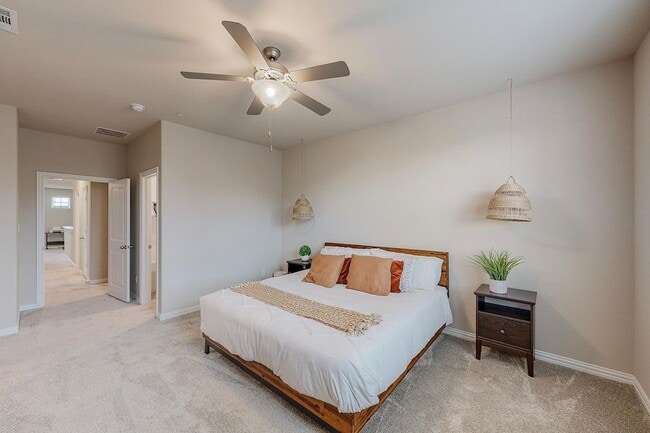 Building Photo - 7524 Redondo Dr
