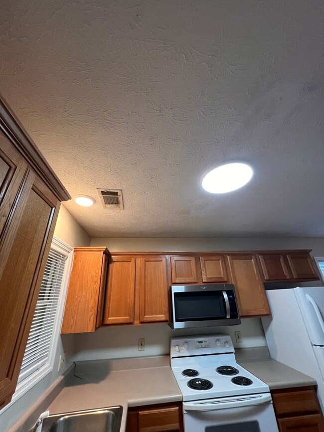 Building Photo - Taleeda 467-469