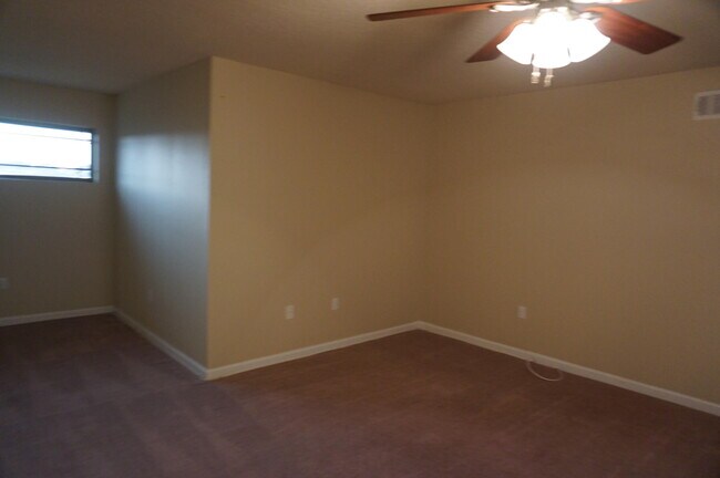 Building Photo - 5263 Moore Loop