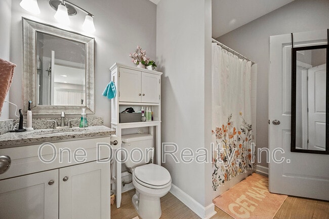 Building Photo - 805B Lafayette Street