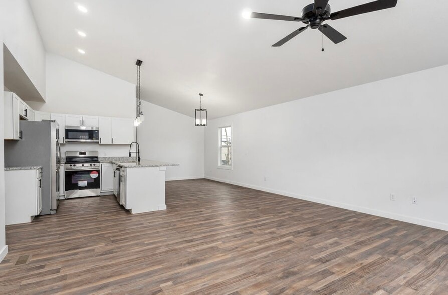 Building Photo - 168 Sky View Meadow Dr