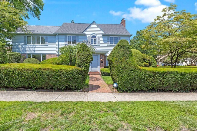 Primary Photo - 41 Allenwood Rd