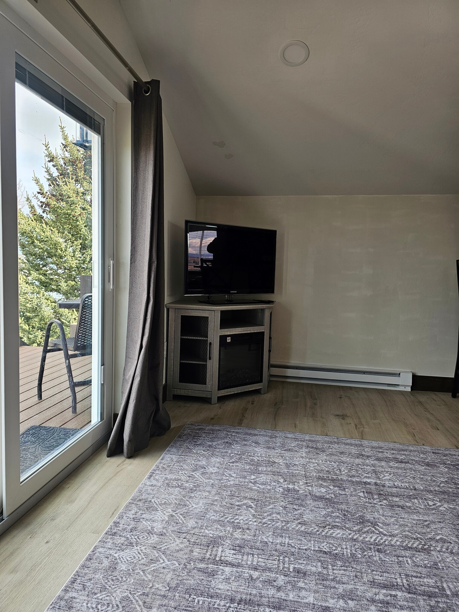 Building Photo - 720 Farmall Ln