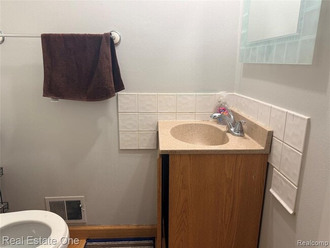 Building Photo - 23677 Stonehenge Blvd