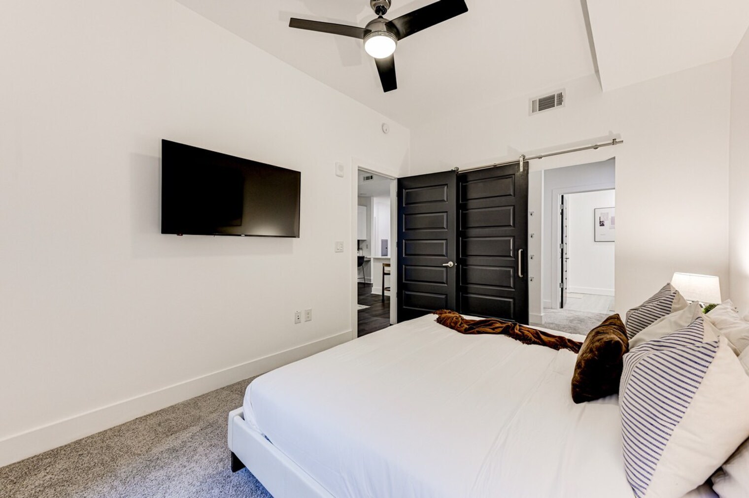 Building Photo - 1812 US-19