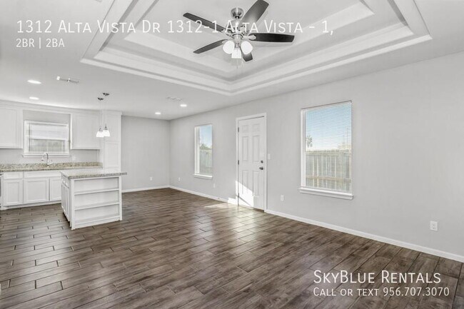 Building Photo - 1312 Alta Vista Dr