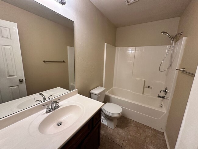 Building Photo - 3 Bed, 2 Bath Home for Rent in Piedmont