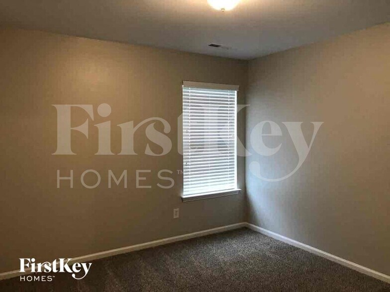 Building Photo - 1544 Moss Creek Dr