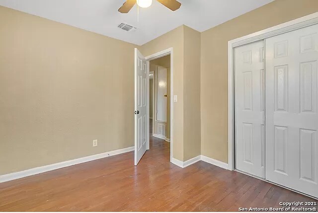 Building Photo - 215 Legion Dr W