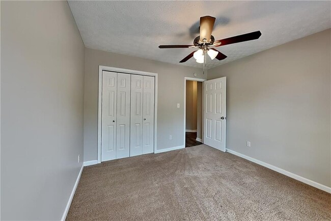 Building Photo - 312 Sterling Trail