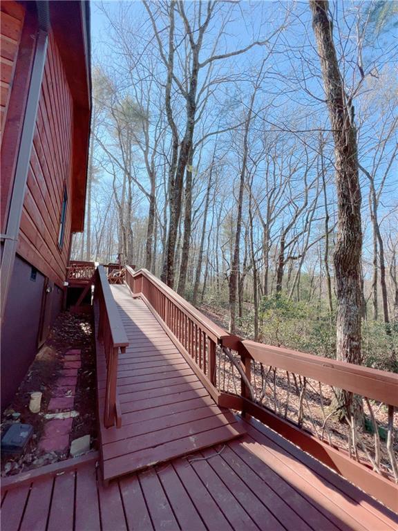 Building Photo - 532 Highland Trail