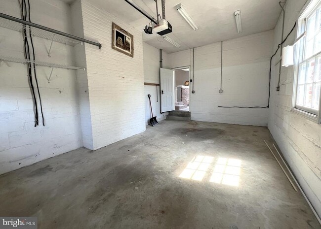 Building Photo - 1201 Allendale Rd