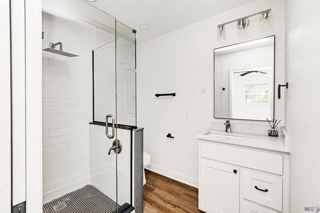 Building Photo - 9753 Mollylea Dr