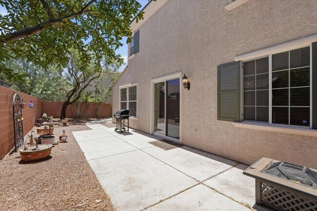 Building Photo - 2206 Cast Pebble Dr