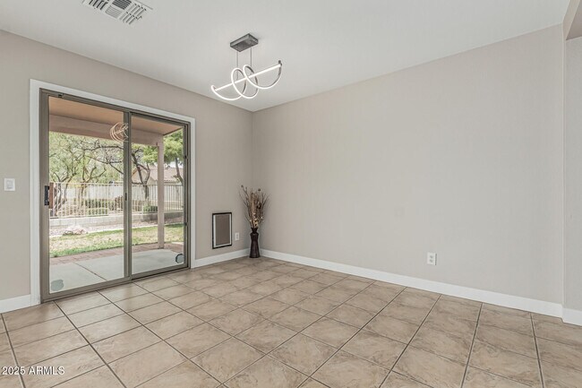 Building Photo - 3212 W Lucia Dr