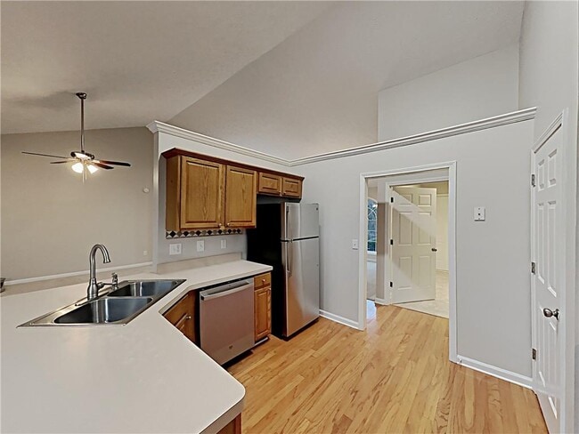 Building Photo - 187 Alexis Dr