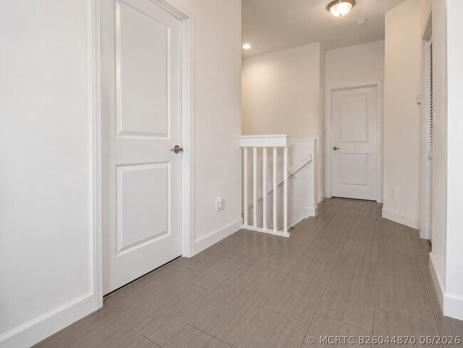 Building Photo - 4822 NW 56th Ct