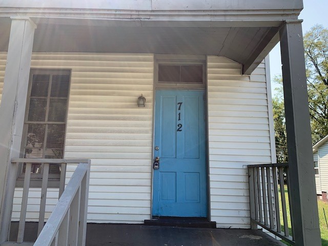 Building Photo - LOCATION LOCATION!! - Duplex in Five Points