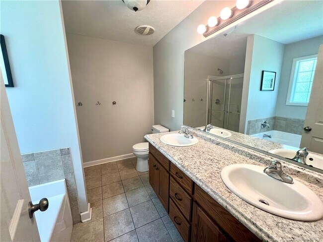 Building Photo - 2249 Stornoway Ct