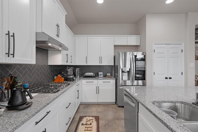 Building Photo - 205 Abruzzi St