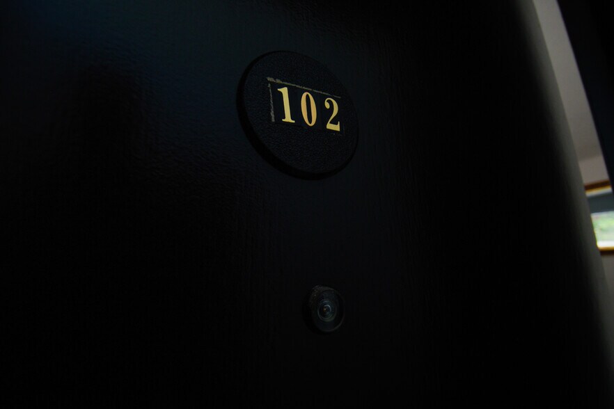 Building Photo - 913 Sumter St