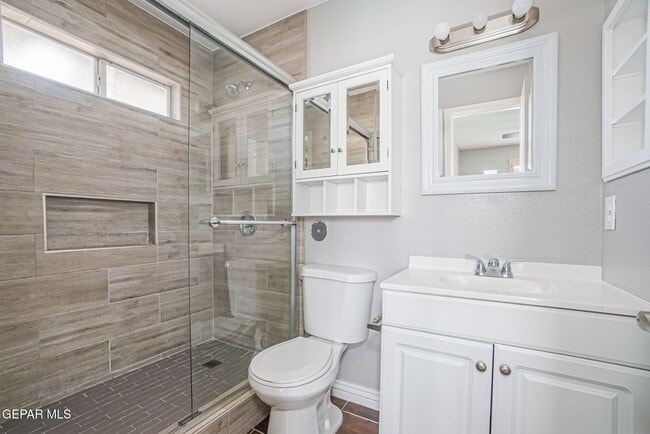 Building Photo - 12465 Tierra Dulce Dr