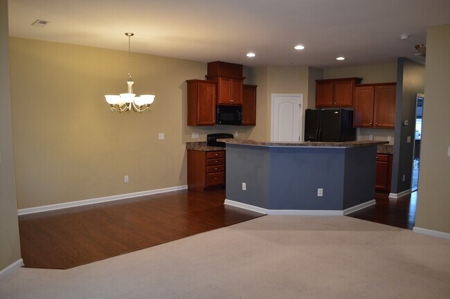 Building Photo - 532 Panorama Park Pl., Cary, NC - Bev Robe...