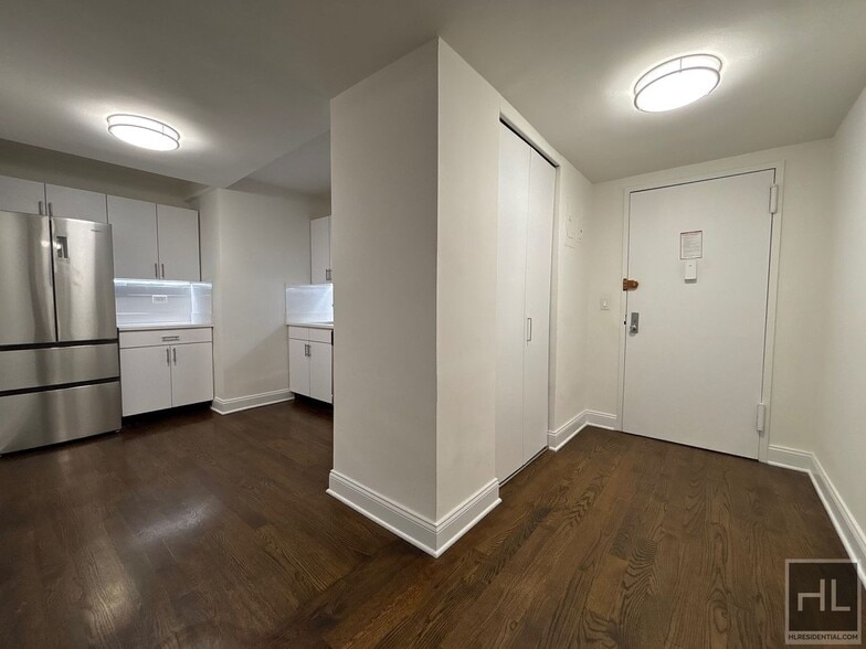 Building Photo - East 82nd Street