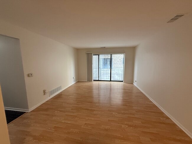 Building Photo - 2300 N Harlem Ave