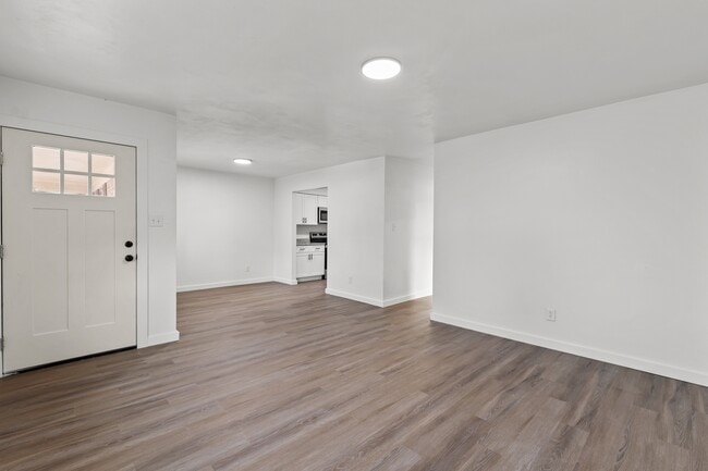 Building Photo - 4617 Brookwood Ct