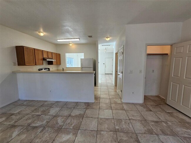 Building Photo - 304 Windridge Village Cove