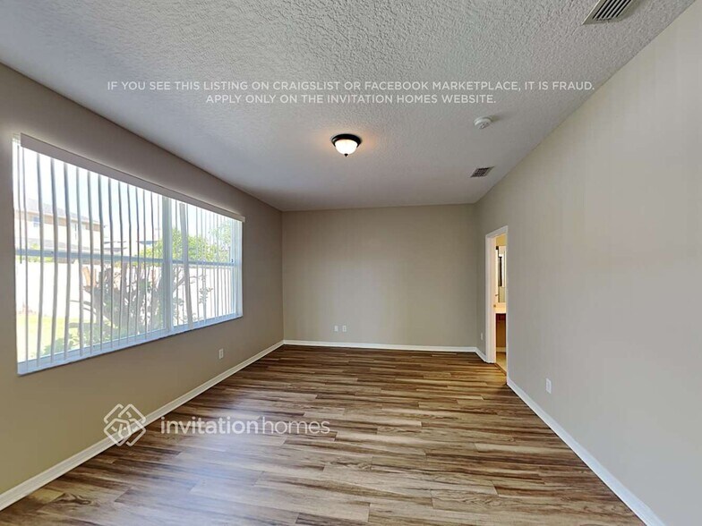 Building Photo - 6510 Lake Pembroke Pl