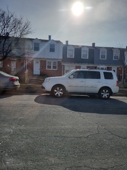 Building Photo - 2007 Dineen Dr