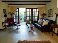 Building Photo - 8694 Villa La Jolla Dr