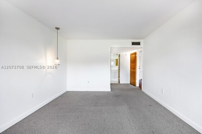 Building Photo - 8335 SW 72nd St