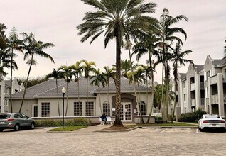 Building Photo - 777 SW 111th Way