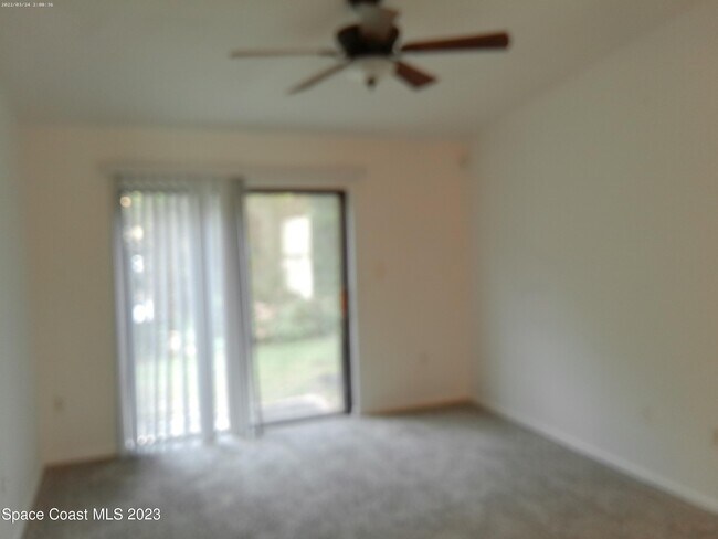 Building Photo - 435 Margie Dr