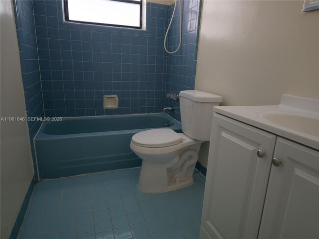 Building Photo - 10901 SW 178th Terrace