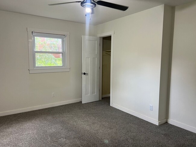 Building Photo - Beautiful one level home in JC!