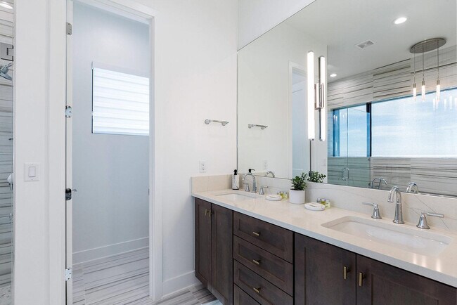Building Photo - 3055 S Hwy A1A