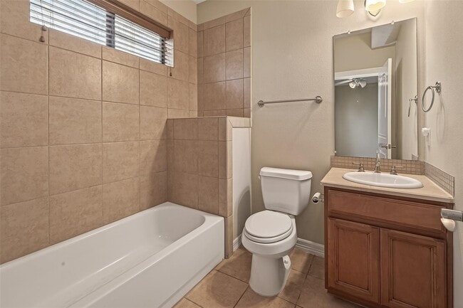 Building Photo - 2063 W 14th 1/2 St