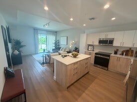 Building Photo - 1134 NW 123rd Ct