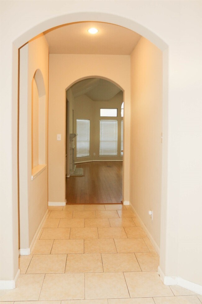 Building Photo - 18611 Peralta Hill Ln